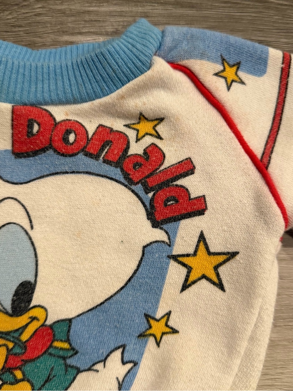 Vintage Disney Baby Donald Duck Long Sleeve Sweater Size Newborn-6mo - Picture 2 of 6